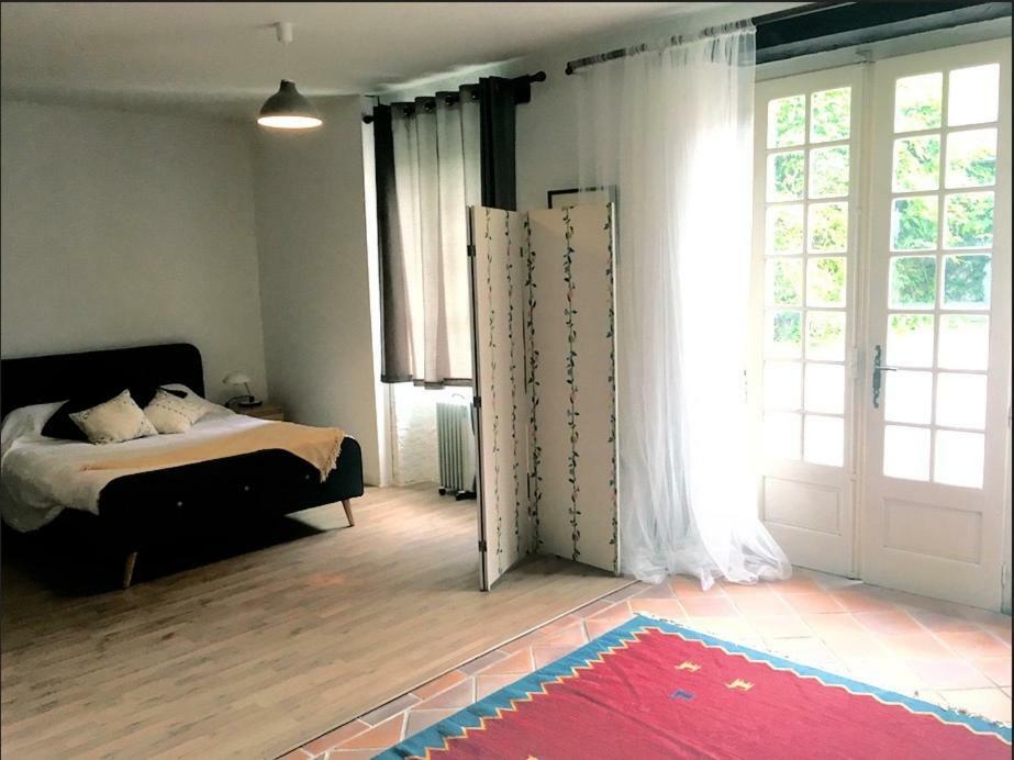 فندق Maison Lyre, Pompadour Arnac-Pompadour المظهر الخارجي الصورة